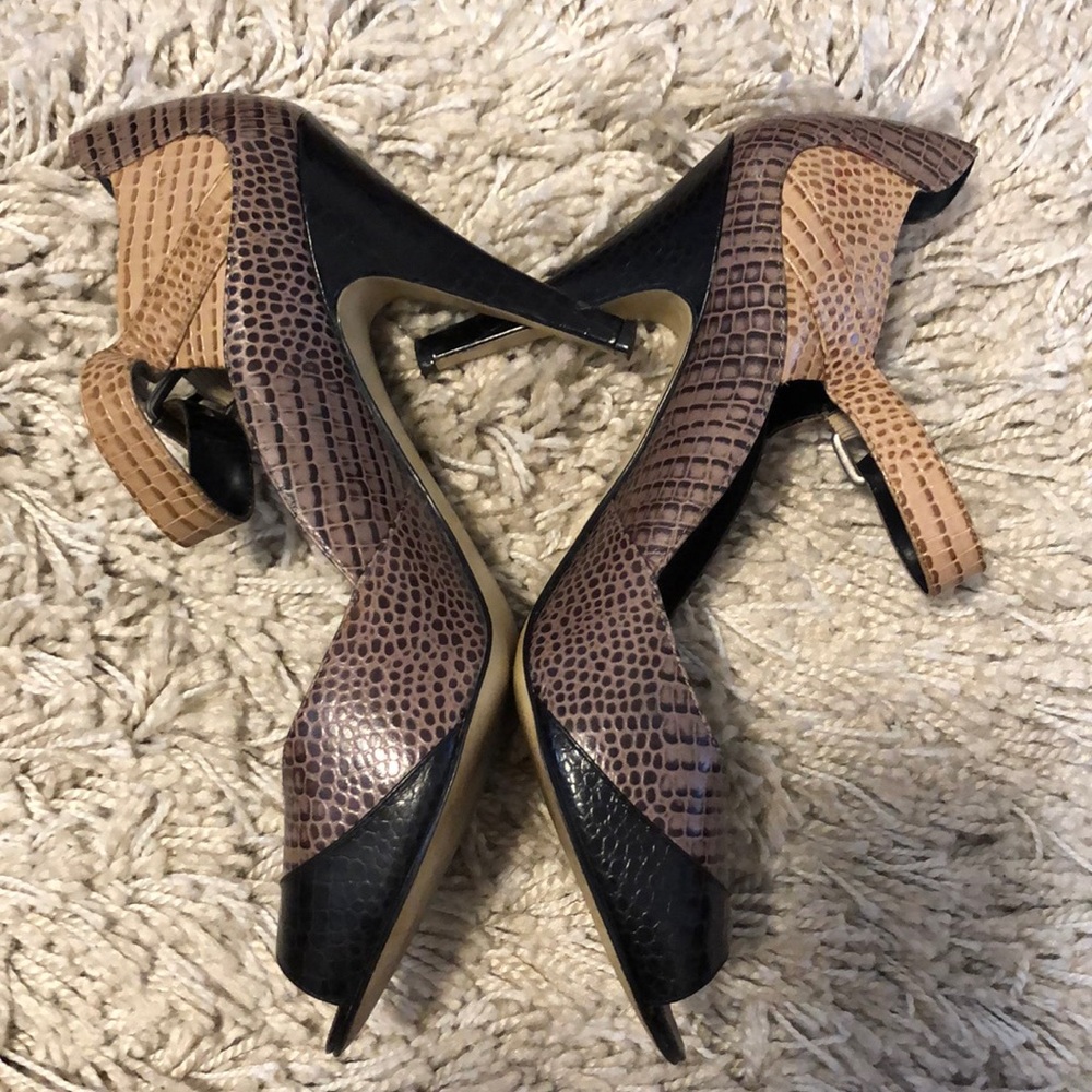Nine West - Picture 2 of 5